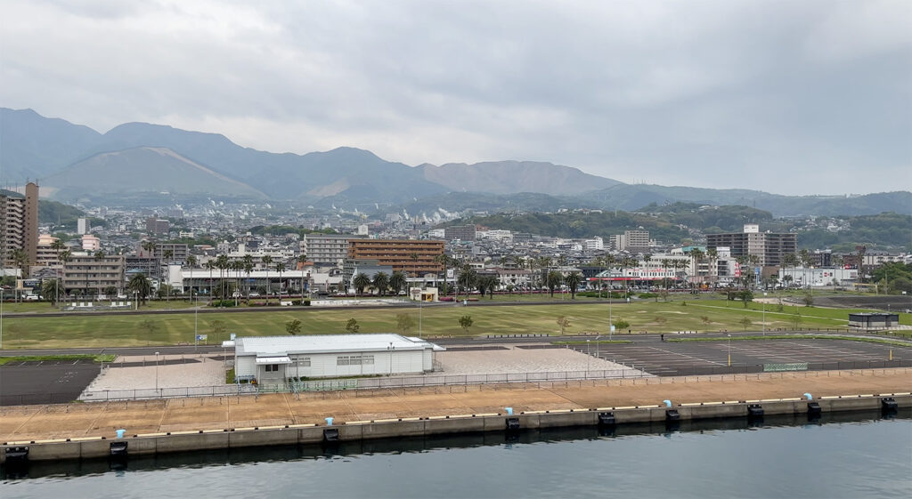 船上からみた大分の景色