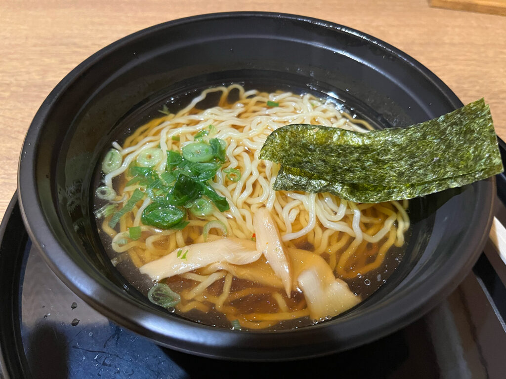 敷島館の夜鳴きそば